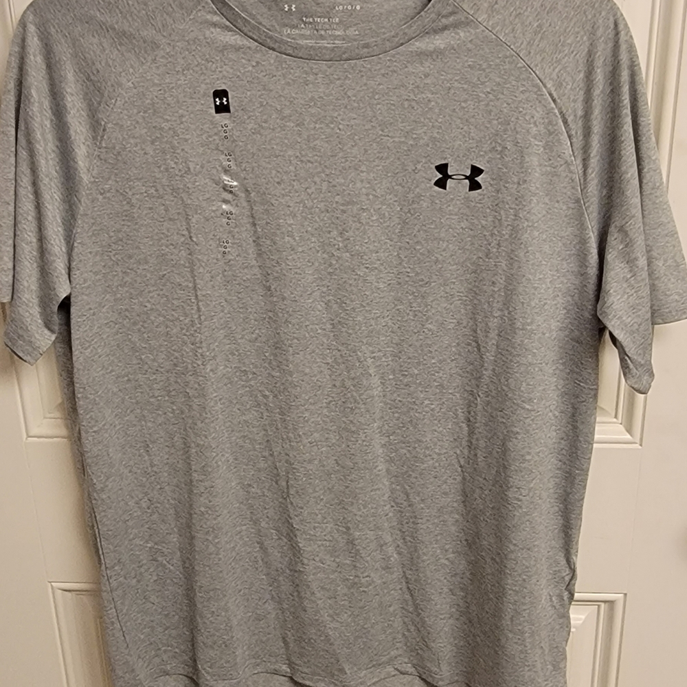New under armour gray t shirt
